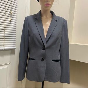Laura Pettites Gray Women's Blazer. Size 8